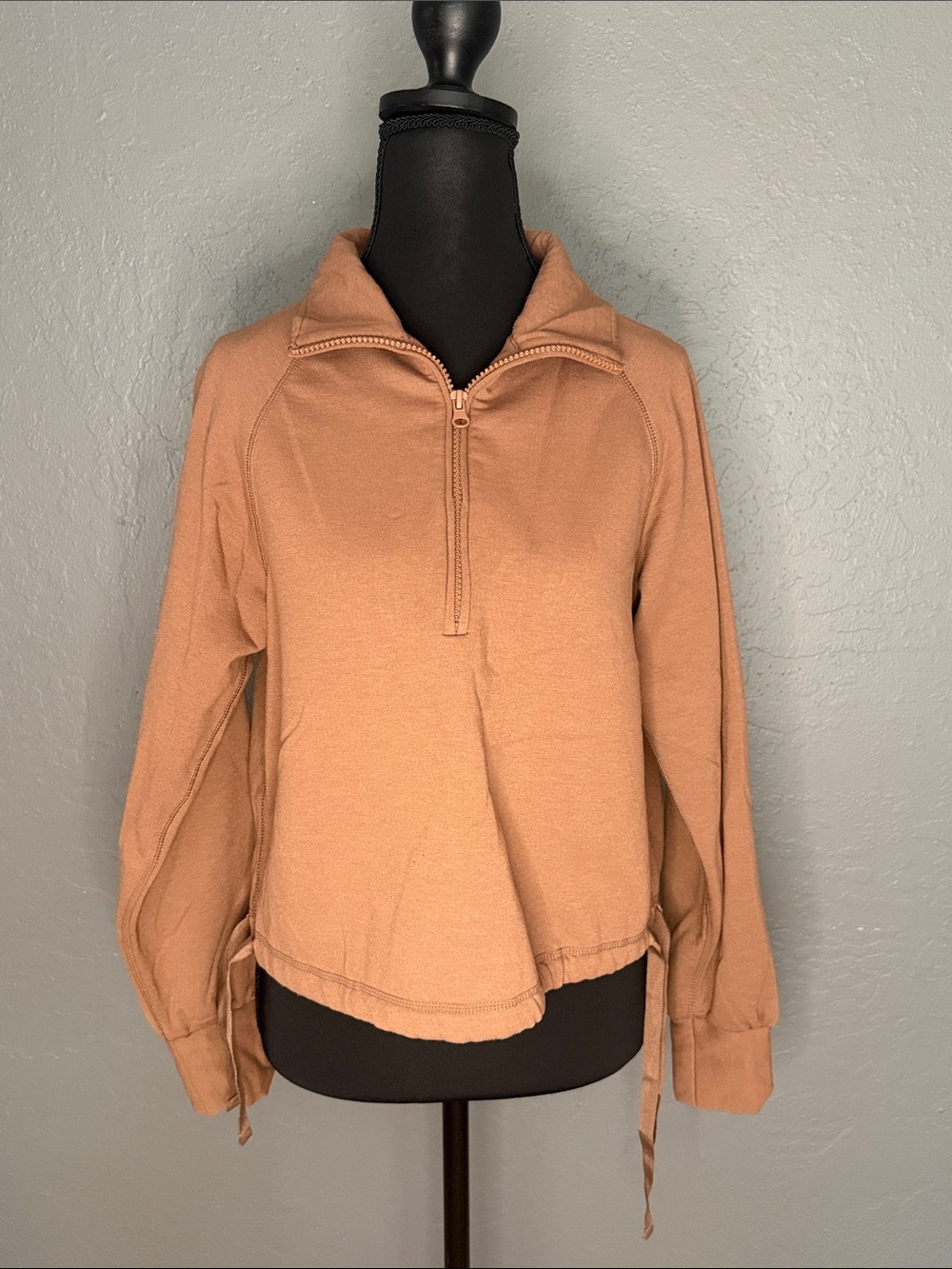 ANTONIO MELANI Half-Zip Pullover Sweatshirt in Camel